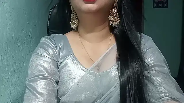 Snapshot of YourModhu chatting on 11.07.25 YourModhu online show from 11.07.25