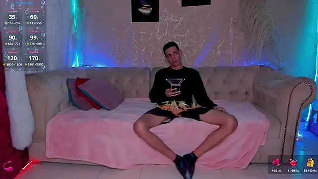 Snapshot of Shyfantasies chatting on 10.15.25 Shyfantasies online show from 10.15.25