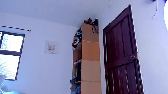 Snapshot of AlondraDiossa03 chatting on 10.06.25 AlondraDiossa03 online show from 10.06.25