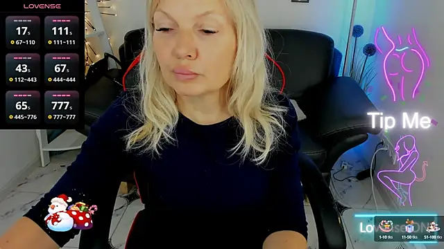 Abby Moore  online show from 03.18.25