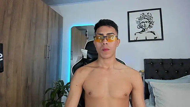 AlanNaughty online show from 04.18.26