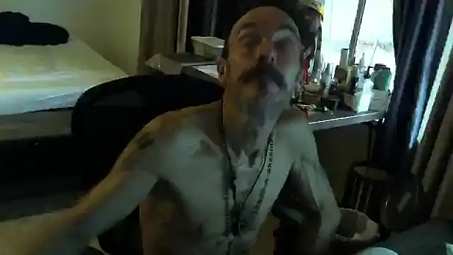 mycock2474u online show from 10.11.25