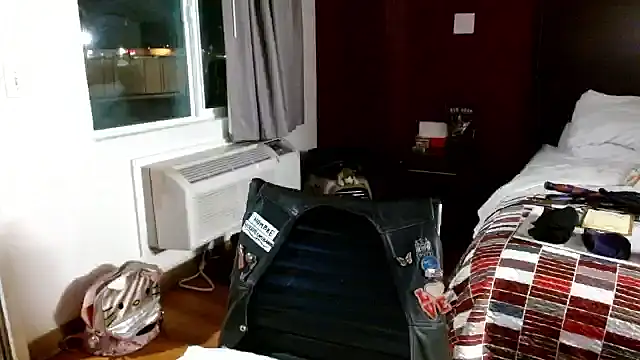 mycock2474u online show from 11.06.25