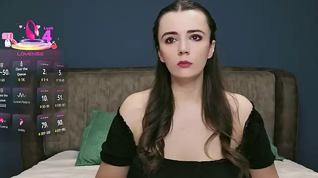 Snapshot of IamMolly chatting on 11.05.25 IamMolly online show from 11.05.25