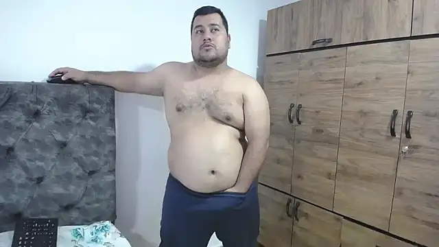 Snapshot of santi_hothot chatting on 10.21.25 santi hothot online show from 10.21.25