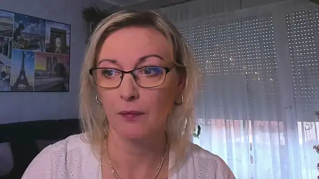 vanessa chat online show from 12.29.24