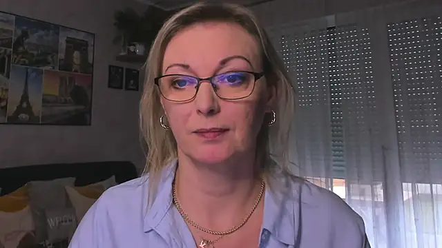 vanessa chat online show from 02.23.25