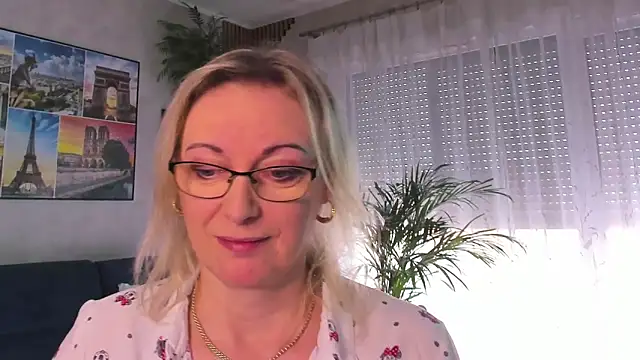 vanessa chat online show from 03.26.26