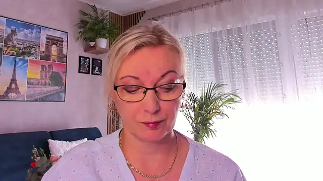 Snapshot of vanessa_chat chatting on 05.11.26 vanessa chat online show from 05.11.26