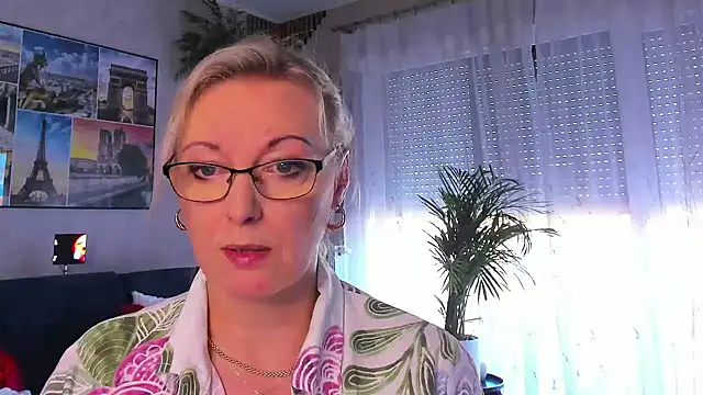 Snapshot of vanessa_chat chatting on 05.25.26 vanessa chat online show from 05.25.26