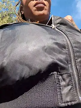 DarkDea online show from 11.28.25