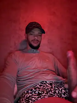 Snapshot of Lionayowe chatting on 02.14.26 Lionayowe online show from 02.14.26