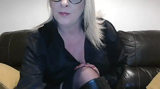 lilie69 online show from 02.02.25