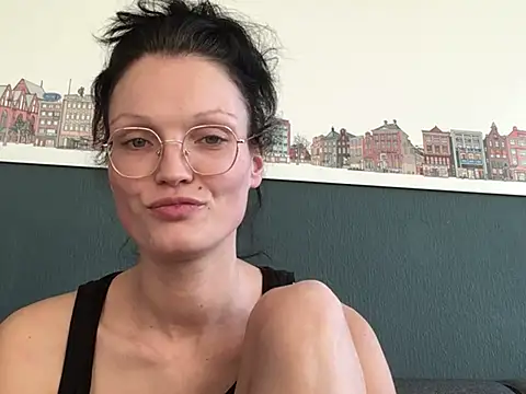 Snapshot of denisestar10 chatting on 01.02.25 denisestar10 online show from 01.02.25