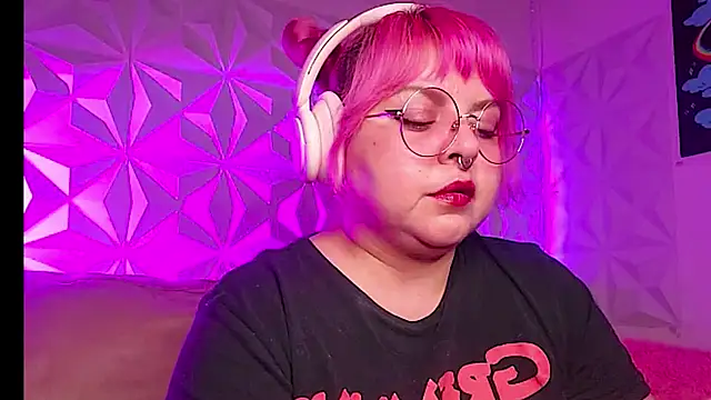 Snapshot of Satyn_doll chatting on 02.11.26 Satyn doll online show from 02.11.26