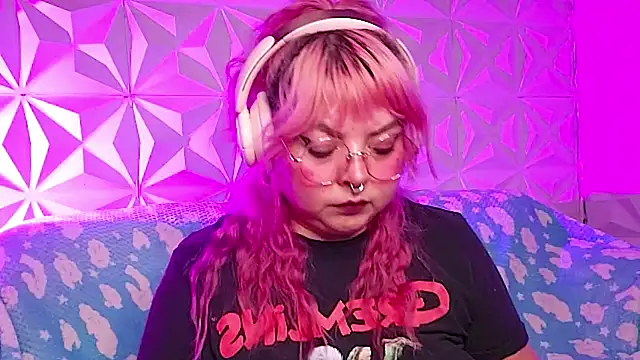 Snapshot of Satyn_doll chatting on 03.01.26 Satyn doll online show from 03.01.26