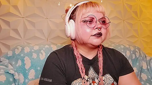 Satyn doll online show from 05.15.26