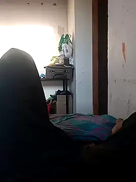 Snapshot of indianguy21 chatting on 12.08.24 indianguy21 online show from 12.08.24