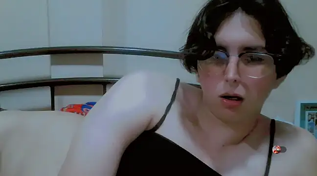 Snapshot of MissmissyEc chatting on 03.13.25 MissmissyEc online show from 03.13.25