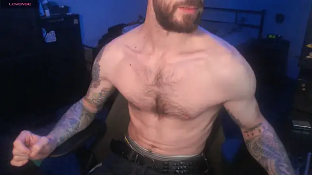 SexxxyLouis online show from 10.06.25