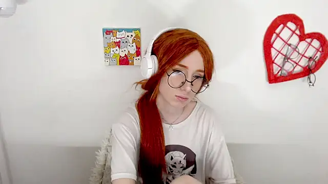 Snapshot of _Hanna_Moon_ chatting on 06.27.26 Hanna Moon online show from 06.27.26