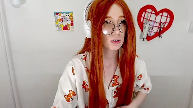 Snapshot of _Hanna_Moon_ chatting on 07.06.26 Hanna Moon online show from 07.06.26