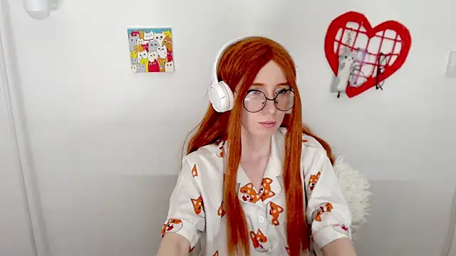 Snapshot of _Hanna_Moon_ chatting on 07.06.26 Hanna Moon online show from 07.06.26