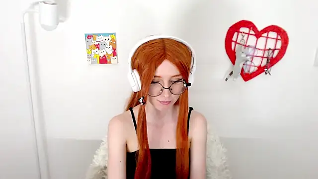 Snapshot of _Hanna_Moon_ chatting on 07.13.26 Hanna Moon online show from 07.13.26