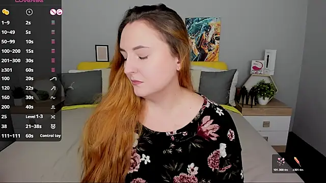 BabeLessi online show from 11.29.25