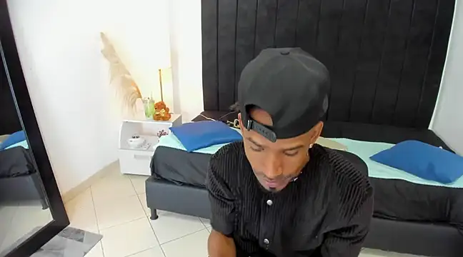 anhtony wayans online show from 02.18.25