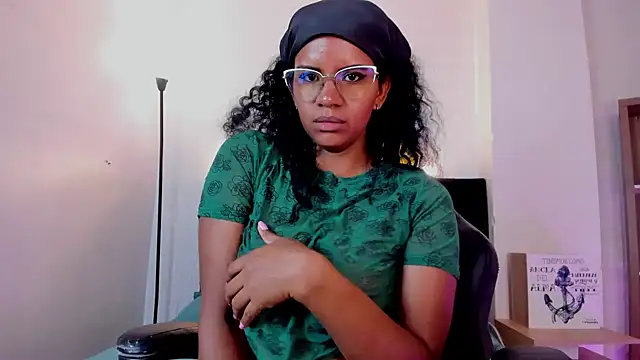 Ellie Alves online show from 01.21.25