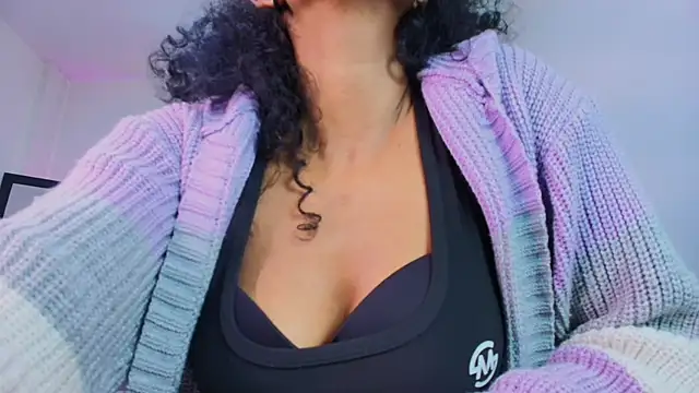 Ellie Alves online show from 09.11.25