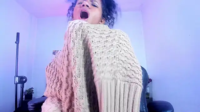 Ellie Alves online show from 11.19.25