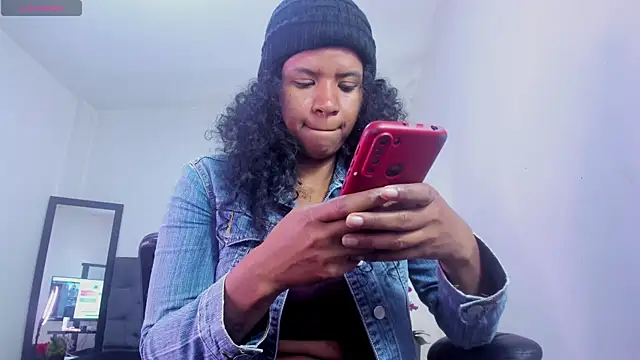 Ellie Alves online show from 12.05.25