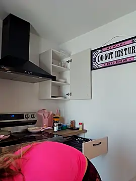 LilyOrion online show from 02.09.26