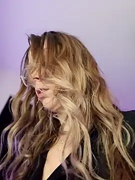 LilyOrion online show from 03.08.26