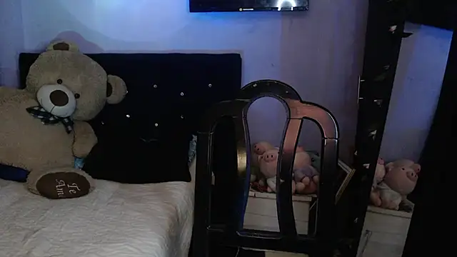 ANGELIQUE KLANE online show from 05.06.26