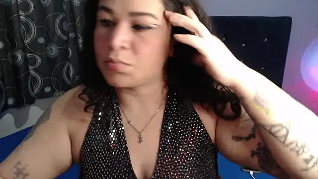 Snapshot of ANGELIQUE_KLANE chatting on 06.27.26 ANGELIQUE KLANE online show from 06.27.26