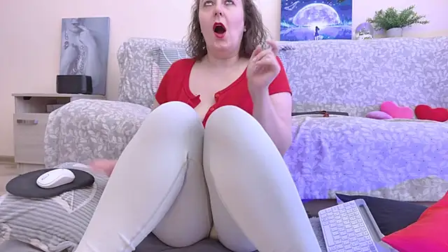 Snapshot of Pepper_corn chatting on 11.05.25 Pepper corn online show from 11.05.25