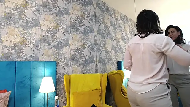 LisaCroft online show from 09.28.25