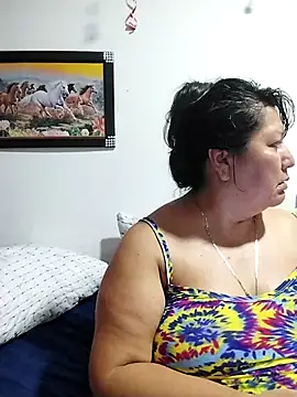 Snapshot of Brenda_Berck_ chatting on 09.26.25 Brenda Berck online show from 09.26.25