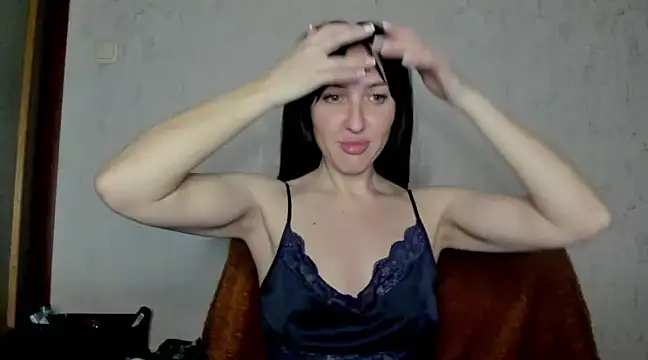 MissGulia online show from 01.16.25