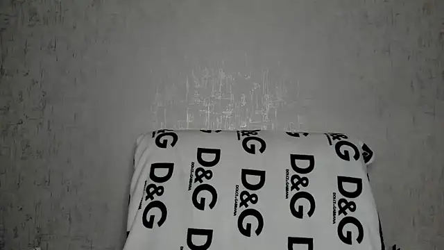 Snapshot of MissGulia chatting on 09.29.25 MissGulia online show from 09.29.25