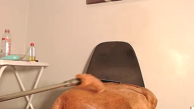 Snapshot of SEXaddictCANDY10 chatting on 02.14.25 SEXaddictCANDY10 online show from 02.14.25