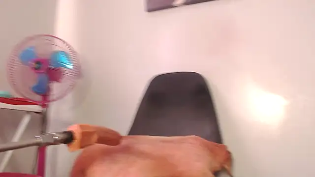 Snapshot of SEXaddictCANDY10 chatting on 03.20.25 SEXaddictCANDY10 online show from 03.20.25