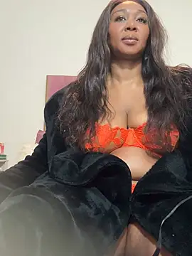 Snapshot of Bootyliciouse21X chatting on 05.22.26 Bootyliciouse21X online show from 05.22.26