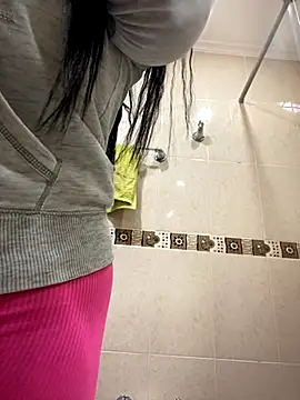 Fancyxlove online show from 10.13.25