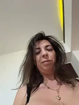 Almmaxxxx online show from 10.25.25