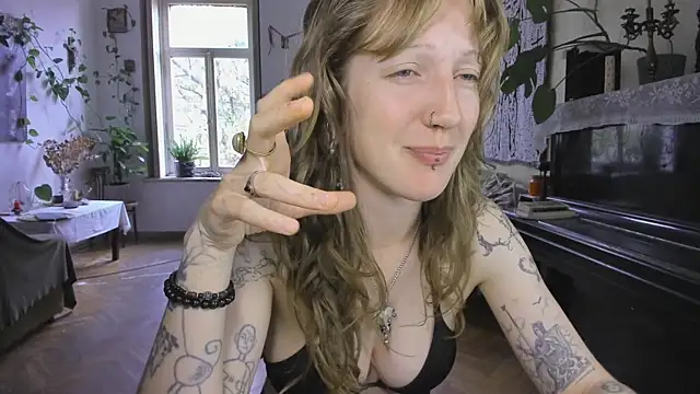 Miranda2 0 online show from 10.07.25