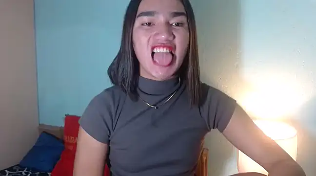 CasandraDiaz online show from 12.17.24